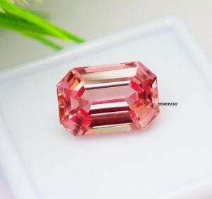 Padparadscha Sapphire